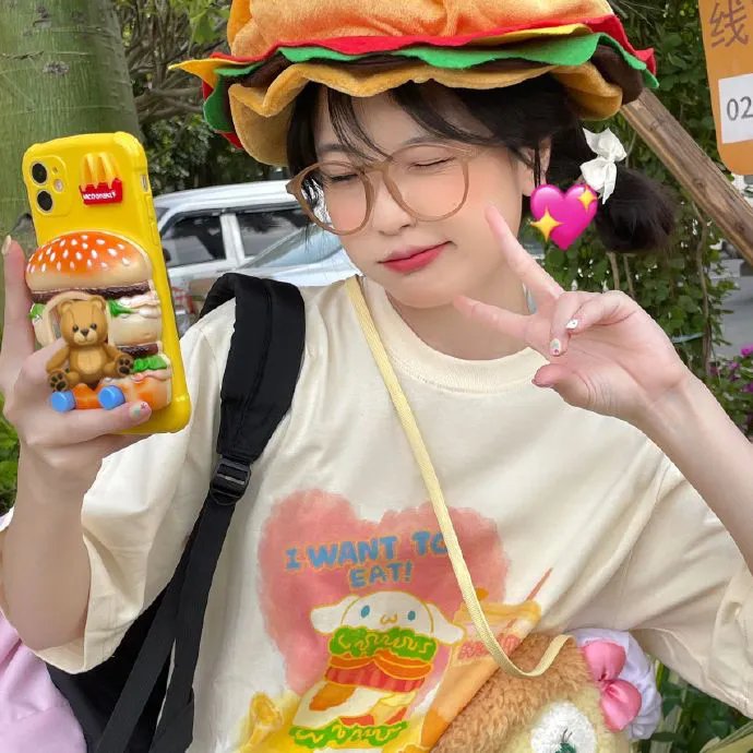 照片的她